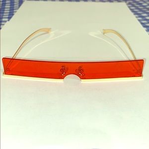 Red Retro Sunglasses 😎